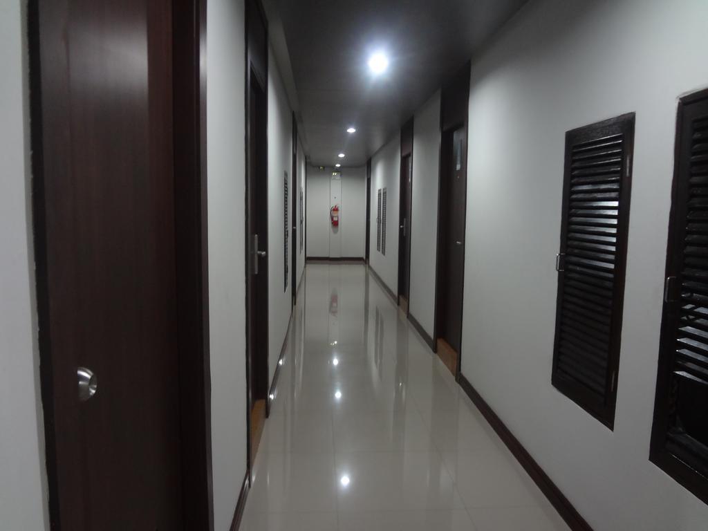 Sleep Tight Hotel Praia de Jomtien Exterior foto
