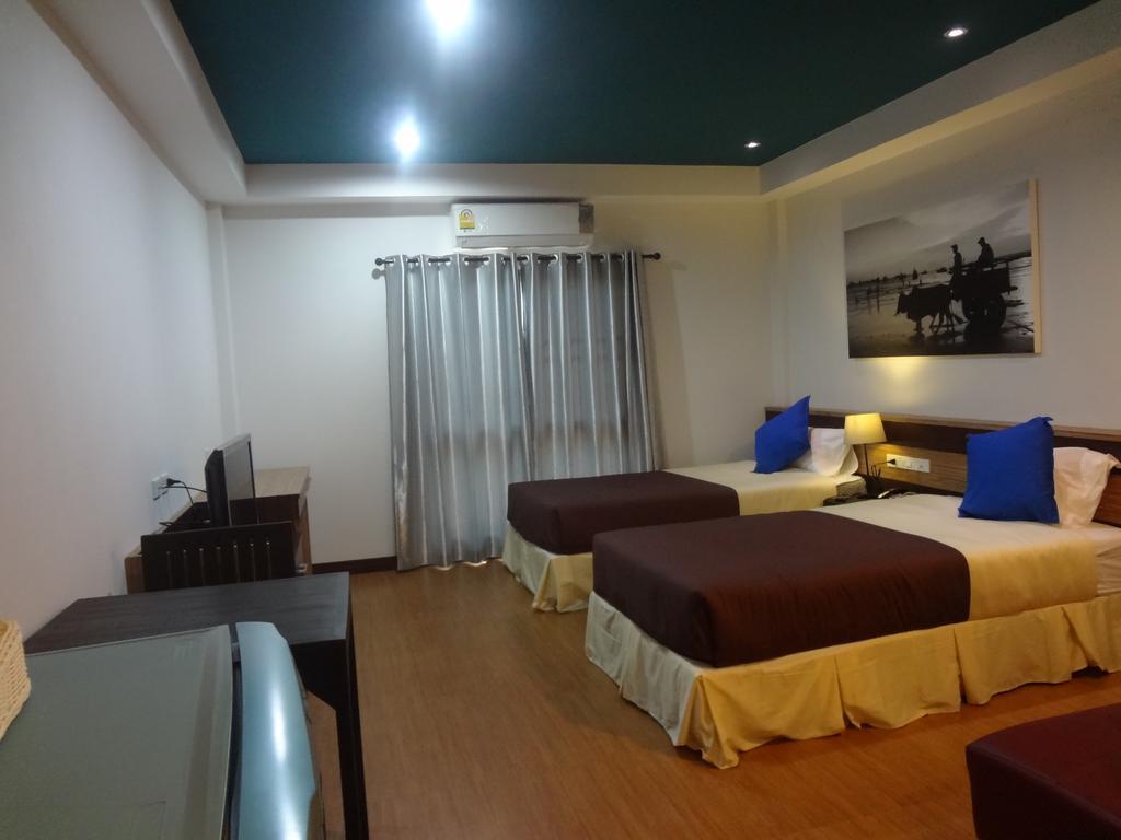 Sleep Tight Hotel Praia de Jomtien Exterior foto