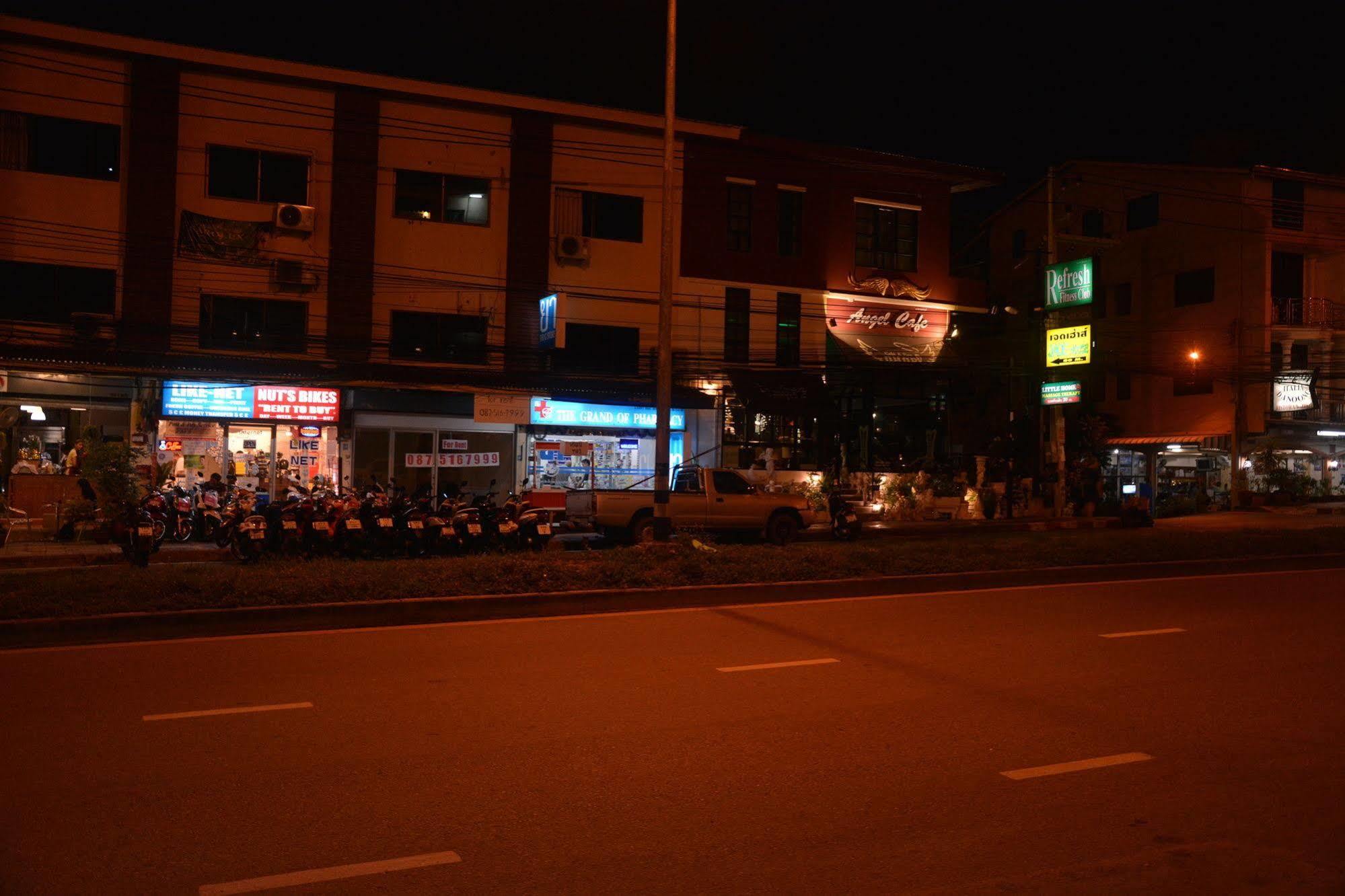 Sleep Tight Hotel Praia de Jomtien Exterior foto