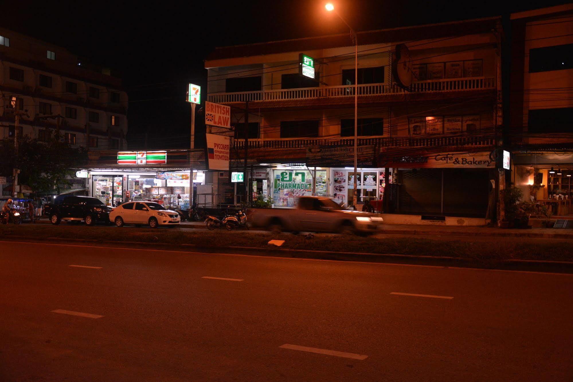 Sleep Tight Hotel Praia de Jomtien Exterior foto